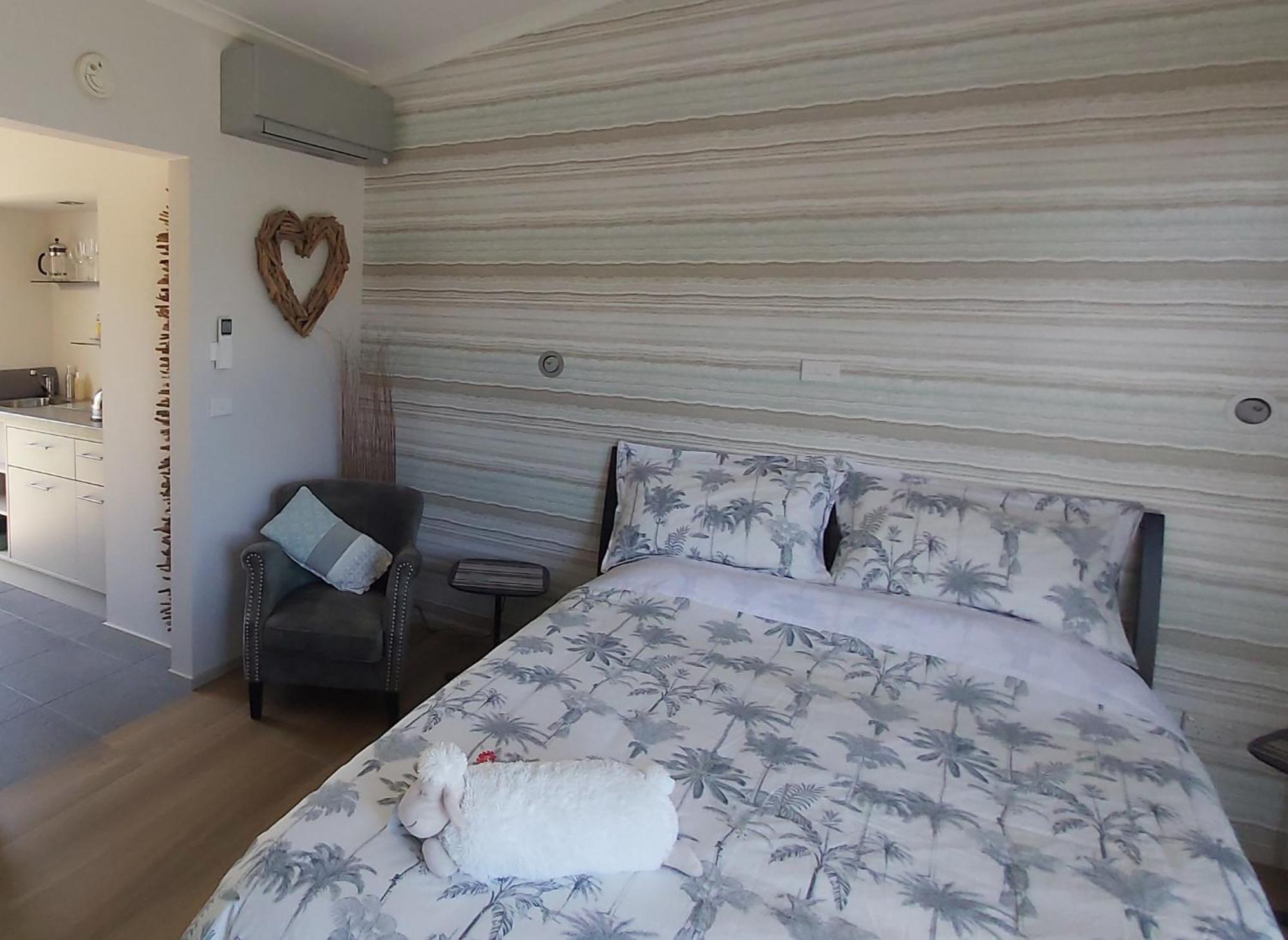 The Bay Lodge Pohara Luaran gambar